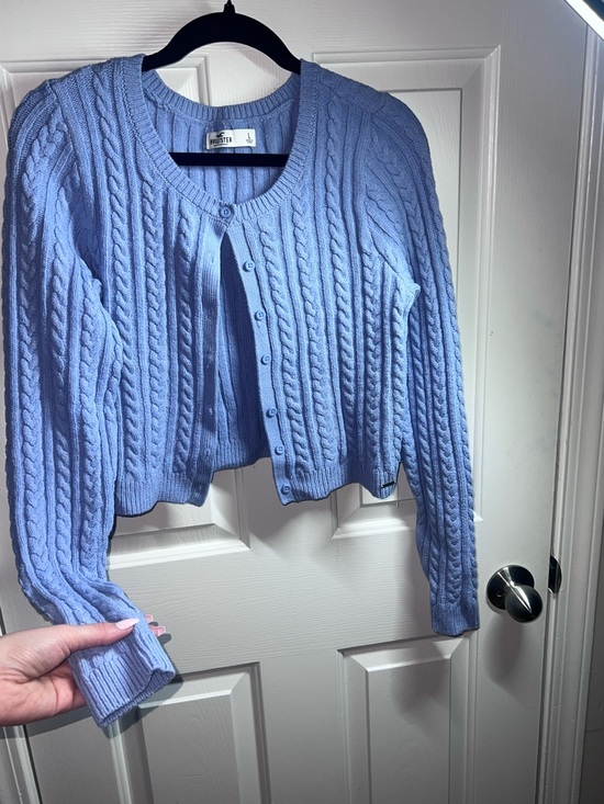 Hollister Sweaters - Hollister Blue Cable Knit Cropped Button Cardigan